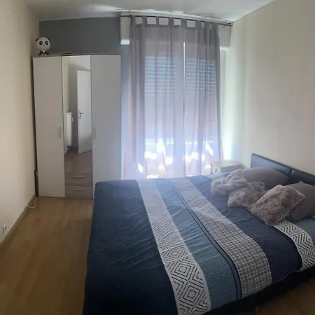 Apartment Glii's House